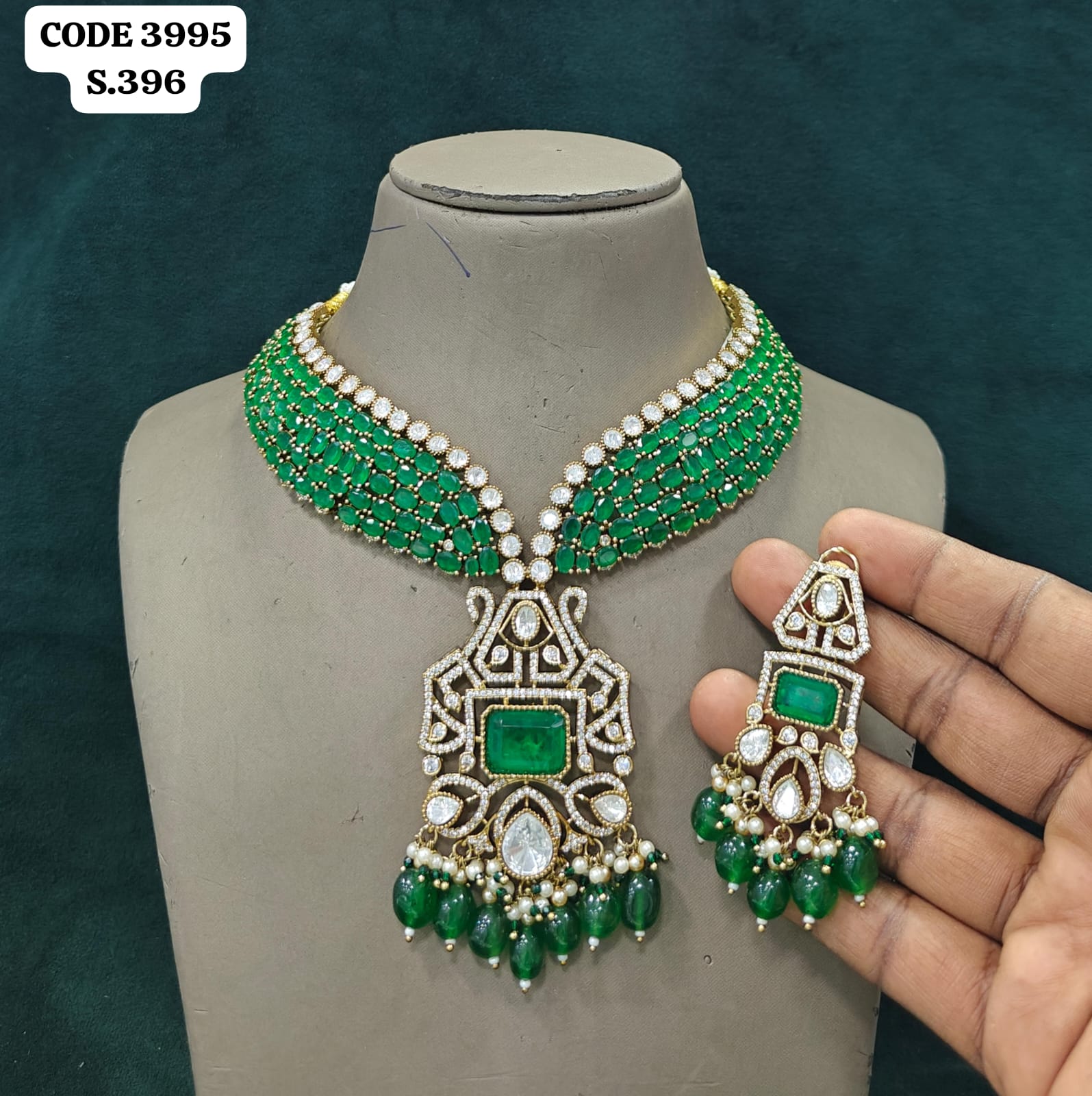 Necklace Set 028